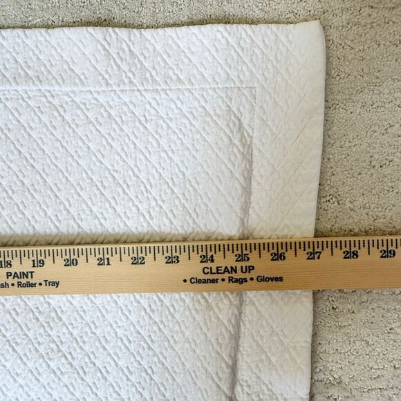 Pottery Barn Matelasse White Embossed Print 24 x 24 Pillow Shams - Set of 2 - Picture 11 of 13